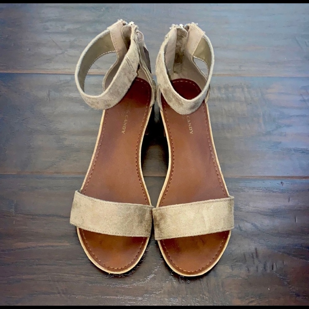 Rock & Candy by Zigi Brown Sandal w/ Tassle